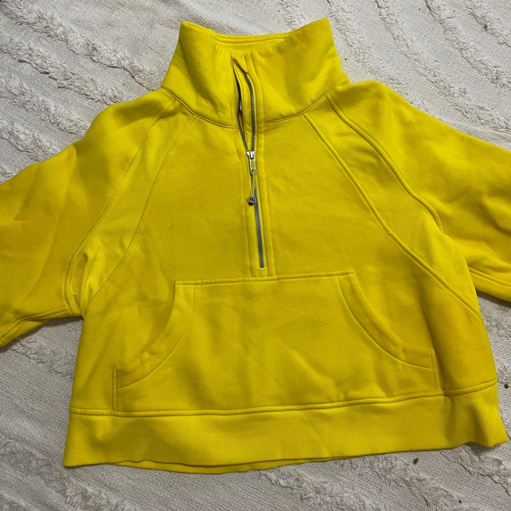Rare Lululemon Scuba half zip